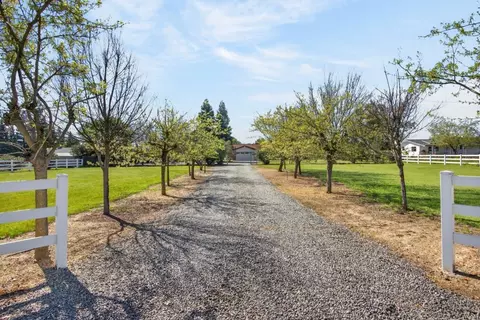 3167 Baseline Rd, Roseville, CA 95747