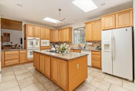 Kitchen - 3371 Fairway Dr, Arnold, CA 95223 photo 2 of 4