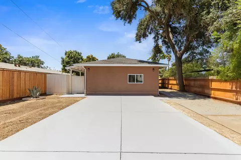 Exterior - 403 Kerr Ave, Modesto, CA 95354 photo 2 of 8