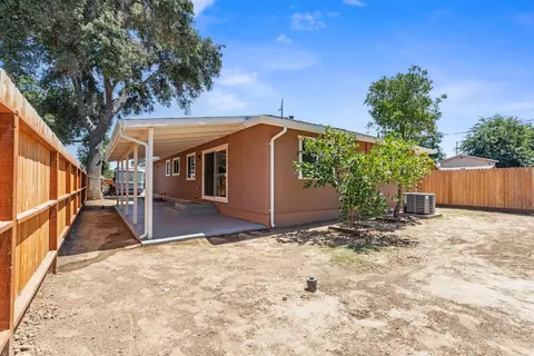 Exterior - 403 Kerr Ave, Modesto, CA 95354 photo 7 of 8