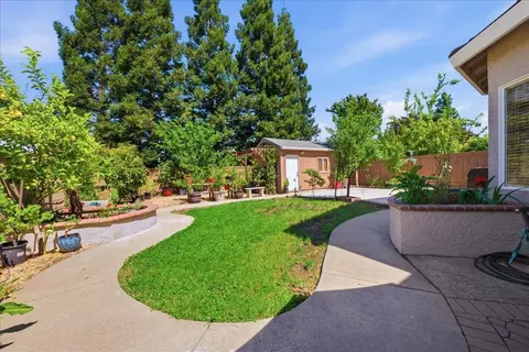 Exterior - 1801 Talon Rd, Rocklin, CA 95765 photo 7 of 11