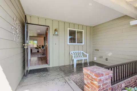 4439 Morpheus Ln, Sacramento, CA 95864