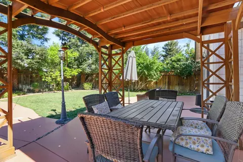 Exterior - 1583 Roger Dr, Tracy, CA 95304 photo 13 of 17