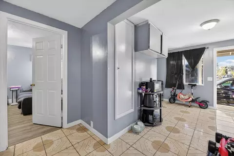 Entry Way - 5555 E Main St, Stockton, CA 95215 photo 4 of 6