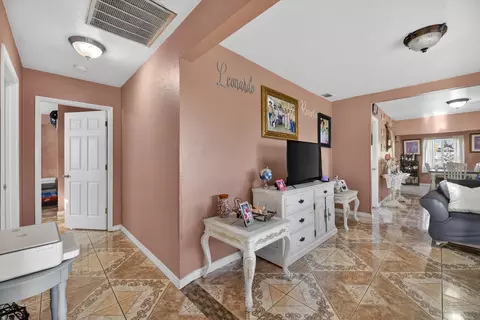 Entry Way - 5555 E Main St, Stockton, CA 95215 photo 3 of 6