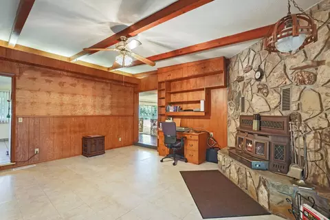 Living - 4678 E Woodbridge Rd, Acampo, CA 95220 photo 5 of 6