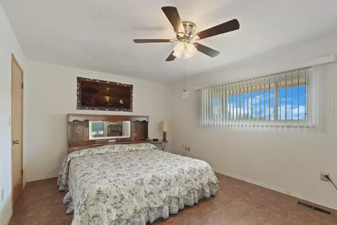 Bedroom - 4678 E Woodbridge Rd, Acampo, CA 95220 photo 3 of 4