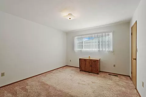 Bedroom - 4678 E Woodbridge Rd, Acampo, CA 95220 photo 1 of 4