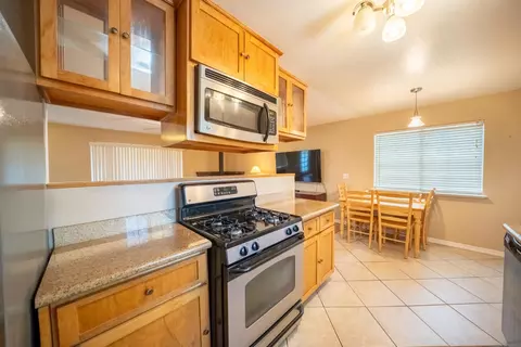 Kitchen - 21407 Crystal Falls Dr, Sonora, CA 95370 photo 2 of 2