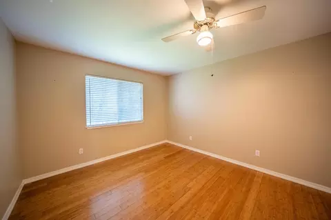 Bedroom - 21407 Crystal Falls Dr, Sonora, CA 95370 photo 3 of 5