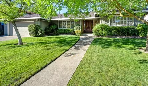 49 Saratoga Cir, Sacramento, CA 95864
