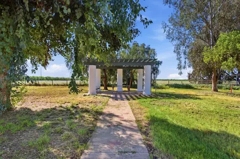 Exterior - 891 Manila Rd, Lathrop, CA 95330 photo 7 of 7