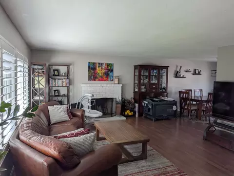 Living - 2334 Via Camino Ave, Carmichael, CA 95608 photo 1 of 4