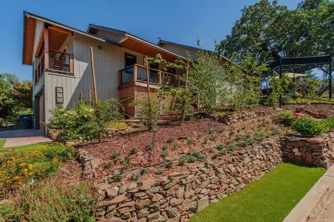 Exterior - 30 Bryson Dr, Sutter Creek, CA 95685 photo 14 of 26
