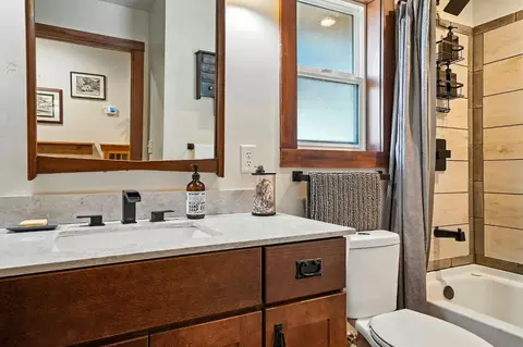 Bath - 30 Bryson Dr, Sutter Creek, CA 95685 photo 8 of 11