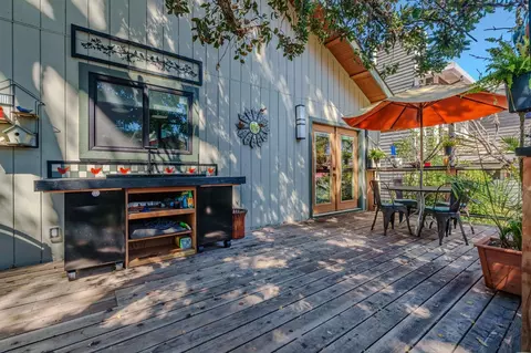 Exterior - 30 Bryson Dr, Sutter Creek, CA 95685 photo 5 of 26