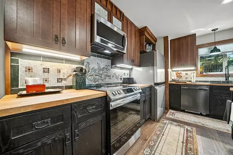Kitchen - 30 Bryson Dr, Sutter Creek, CA 95685 photo 2 of 7