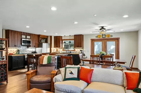 Living - 30 Bryson Dr, Sutter Creek, CA 95685 photo 3 of 5