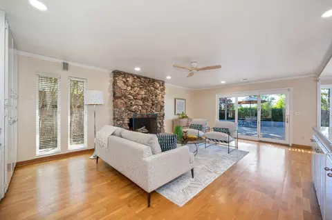 Living - 44031 S El Macero Dr, El Macero, CA 95618 photo 3 of 4