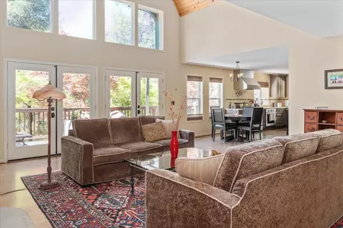 1598 Coyote Dr, Murphys, CA 95247