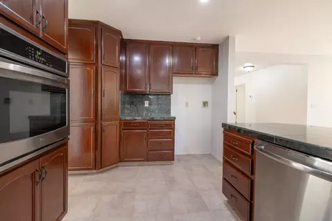 Kitchen - 4209 Godfrey Dr, Salida, CA 95368 photo 4 of 5