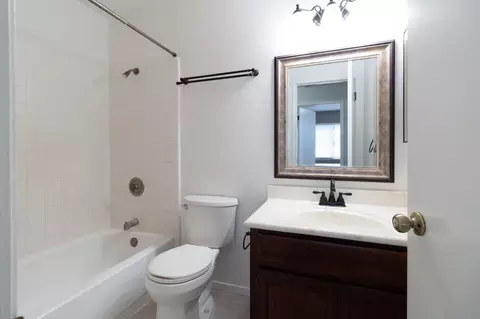 Bath - 4209 Godfrey Dr, Salida, CA 95368 photo 4 of 4