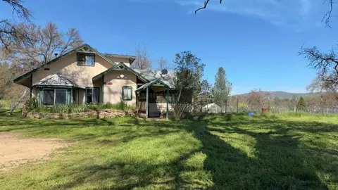 4091 Old Hwy, Mariposa, CA 95338