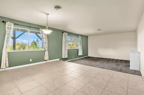 Living - 17780 Redberry Ln, Jackson, CA 95642 photo 5 of 6