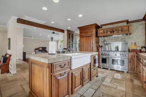 Kitchen - 17230 E Franscella Ln, Ripon, CA 95366 photo 3 of 6