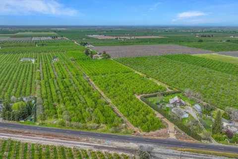 View/Area - 17230 E Franscella Ln, Ripon, CA 95366 photo 2 of 8