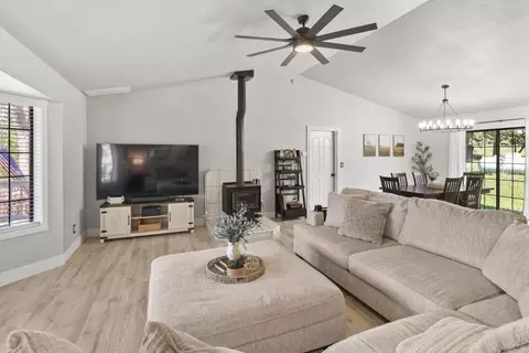 Living - 2767 Shilo Dr, Placerville, CA 95667 photo 1 of 2