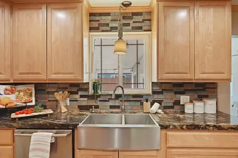 Kitchen - 916 6th St, Ripon, CA 95366 photo 2 of 4