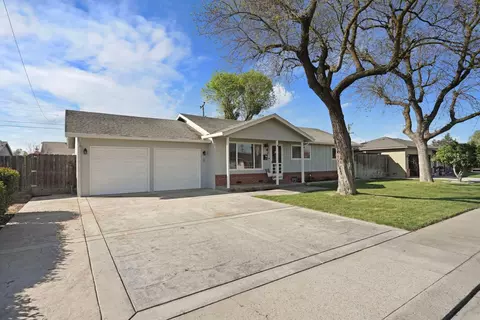 Other - 916 6th St, Ripon, CA 95366 photo 1 of 6