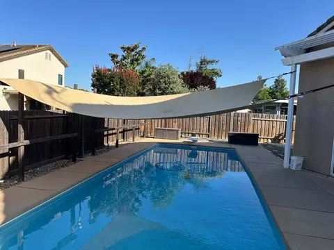 748 Swallowview Ct, Lincoln, CA 95648