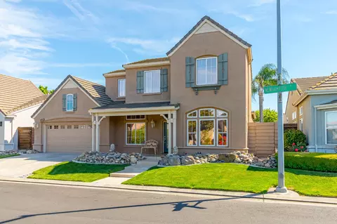 Exterior - 1712 Newhampton Way, Modesto, CA 95355 photo 2 of 5
