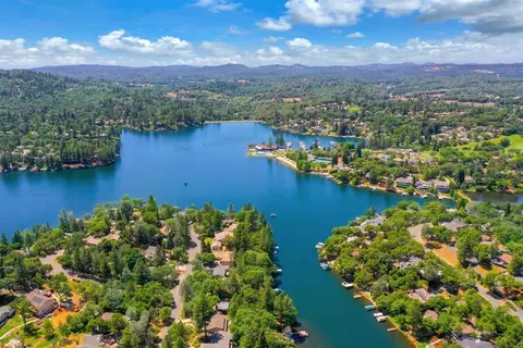 23944 Oakmont Way, Auburn, CA 95602