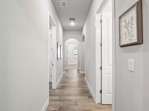 Entry Way - 1734 N Park Ave, Clovis, CA 93619 photo 5 of 11