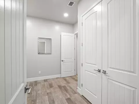 Entry Way - 1734 N Park Ave, Clovis, CA 93619 photo 8 of 11