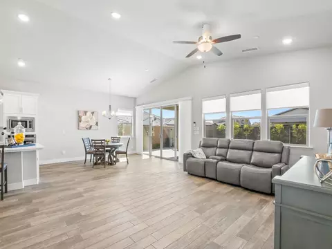 Living - 1734 N Park Ave, Clovis, CA 93619 photo 1 of 1