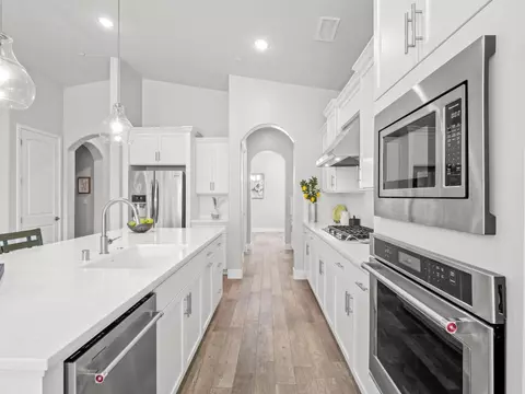 Entry Way - 1734 N Park Ave, Clovis, CA 93619 photo 11 of 11
