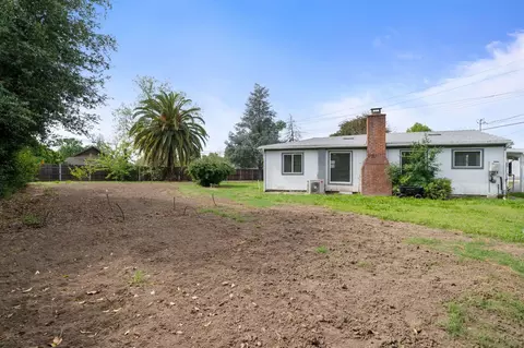 Exterior - 4204 Abraham Way, Carmichael, CA 95608 photo 14 of 18