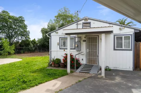 Exterior - 4204 Abraham Way, Carmichael, CA 95608 photo 2 of 18