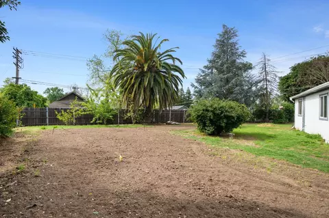 Exterior - 4204 Abraham Way, Carmichael, CA 95608 photo 12 of 18