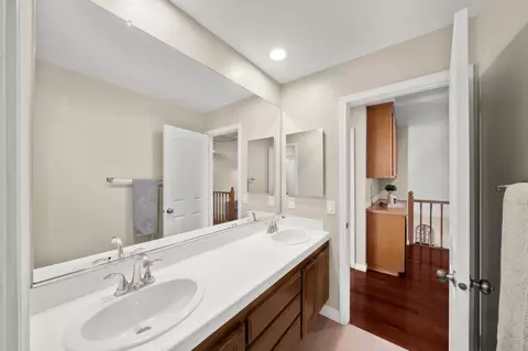 Bath - 5820 Devon Dr, Rocklin, CA 95765 photo 4 of 7