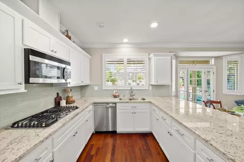 Kitchen - 5820 Devon Dr, Rocklin, CA 95765 photo 4 of 7
