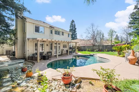 Exterior - 5820 Devon Dr, Rocklin, CA 95765 photo 7 of 10