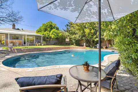 Exterior - 2032 Mission Ave, Carmichael, CA 95608 photo 9 of 16
