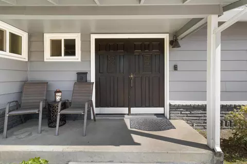 Exterior - 2032 Mission Ave, Carmichael, CA 95608 photo 5 of 16