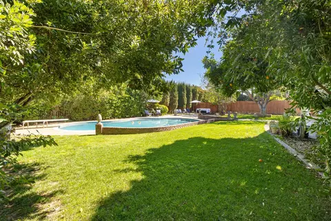 Exterior - 2032 Mission Ave, Carmichael, CA 95608 photo 11 of 16
