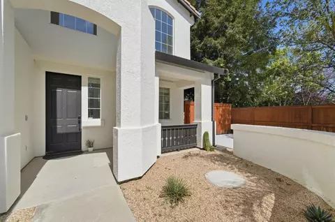 Exterior - 3417 Hillglen Ave, Modesto, CA 95355 photo 5 of 15